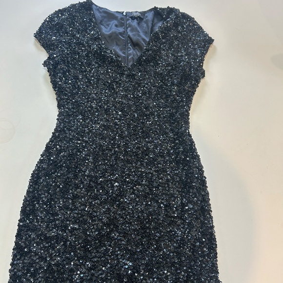 Parker Serena Black Sequined Silk V-Neck Mini Dress Size 6 - Picture 7 of 9